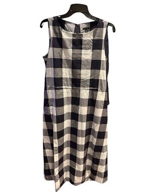 Ann Taylor Sleeveless Black and White Gingham Shift Dress, size S